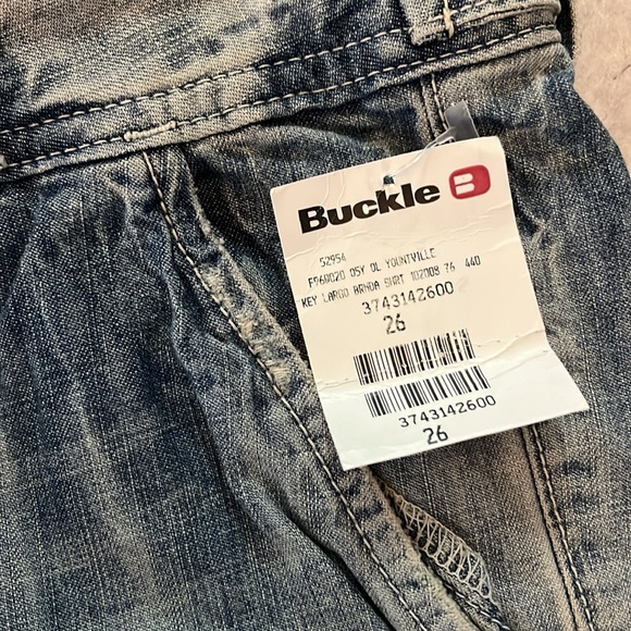 LUCKY BRAND Jean Shorts Dungarees Gene Montesano Womens Size 2/26 NWT - Picture 2 of 8